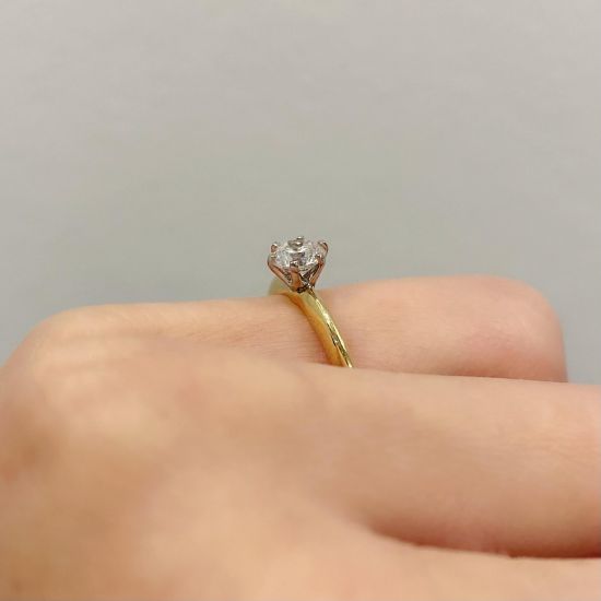 Runder Diamant-Verlobungsring mit 6 Zinken aus Gelbgold,  Bild vergrößern 5