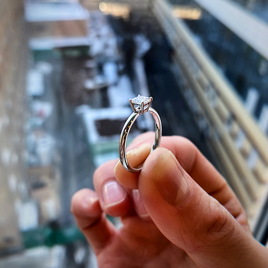 Verlobungsring mit Diamant im Prinzessschliff,  Bild vergrößern 4