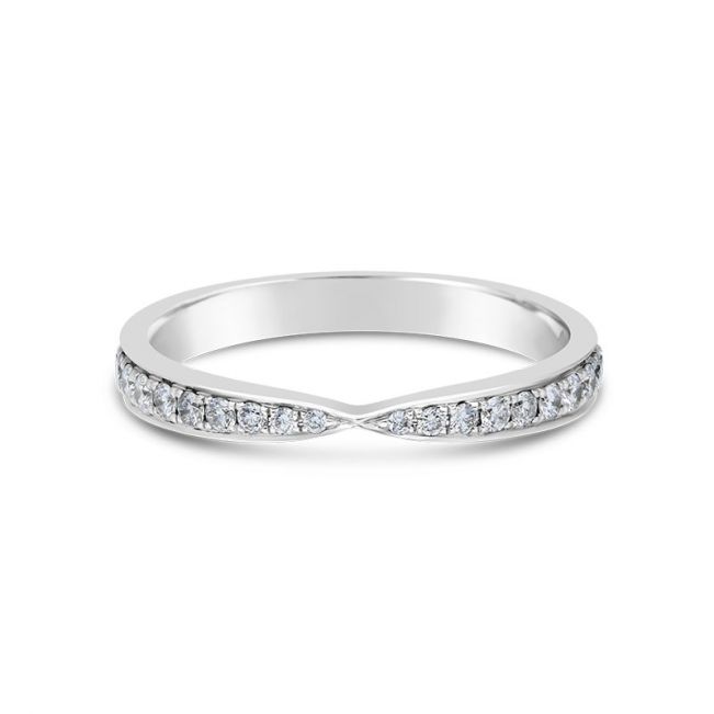 Pavé-Ring im Schleifenstil mit rundem Diamant