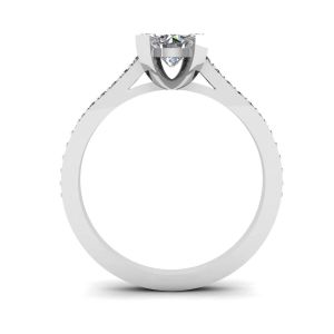 Designer-Ring mit rundem Diamant und Pavé - Foto 1