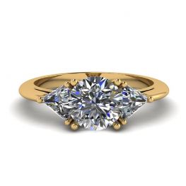 Ring mit drei Diamanten aus 18 Karat Gelbgold