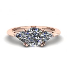 Ring mit drei Diamanten aus 18 Karat Roségold