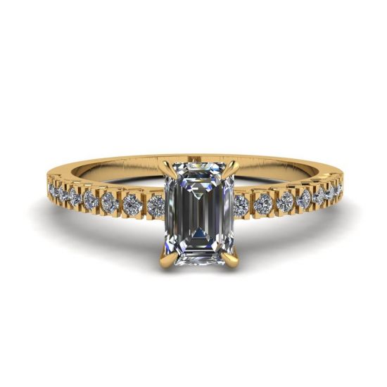 Ring aus 18-karätigem Gelbgold mit Diamant im Smaragdschliff, Bild 1