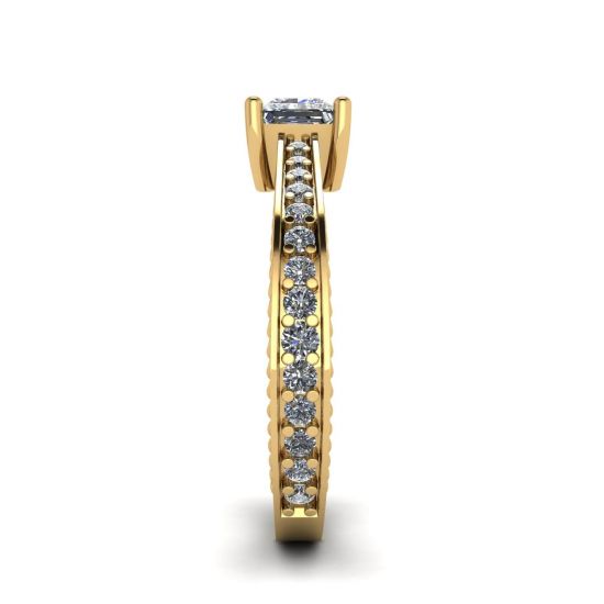 Ring mit Prinzessinnendiamant im orientalischen Stil mit Pavé-Fassung aus 18 Karat Gelbgold, More Image 1