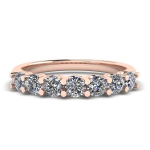 Klassischer Ring mit sieben runden Diamanten aus Roségold