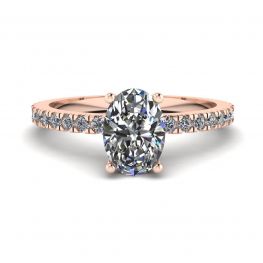 Ovaler Diamantring mit Pavé-Pavé in Roségold