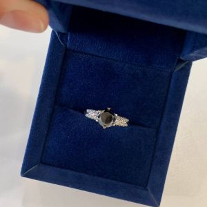 Schwarzer Diamant mit 6 Zinken und zweifarbigem Pavé-Ring aus Gelbgold - Foto 6