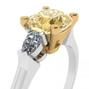 Kissenförmiger Ring mit gelbem Diamant und seitlichen weißen Birnen - Foto 1
