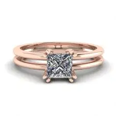 Zeitgenössischer Doppel-Verlobungsring im Princess-Schliff aus Roségold