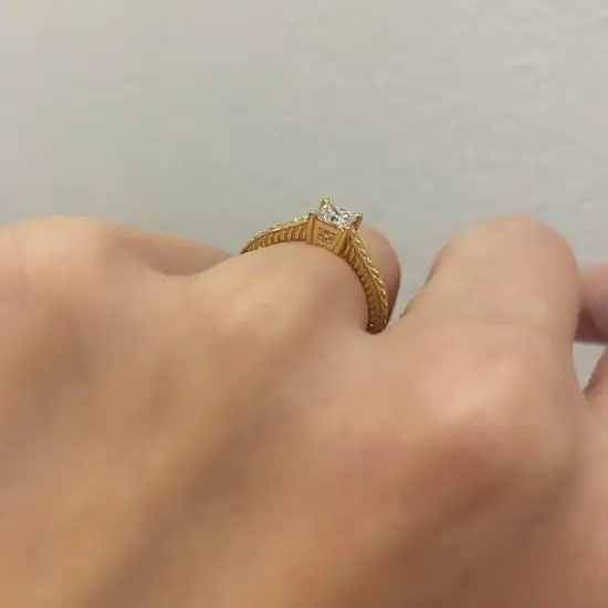 Orientalischer Diamantring im Princess-Schliff aus 18 Karat Gelbgold,  Bild vergrößern 6