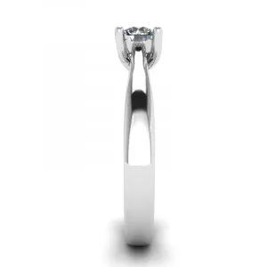 Ring mit gekreuzten Zinken und rundem Diamant - Foto 2