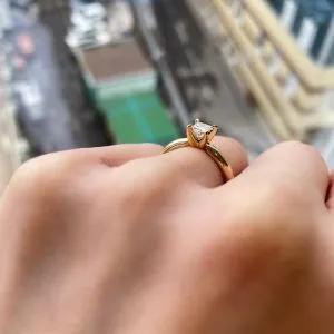 Gelbgoldring mit Diamant im Prinzessschliff - Foto 4