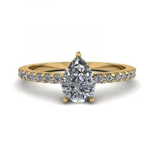 Birnenförmiger Diamantring mit seitlicher Pavé-Fassung aus Gelbgold