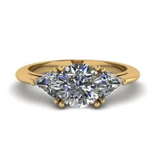 Ring mit drei Diamanten aus 18 Karat Gelbgold