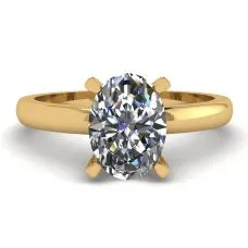 Ovaler Diamantring aus 18 Karat Gelbgold