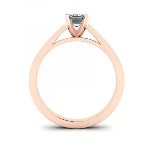 Futuristischer Diamantring im Smaragdschliff aus 18 Karat Roségold - Foto 1