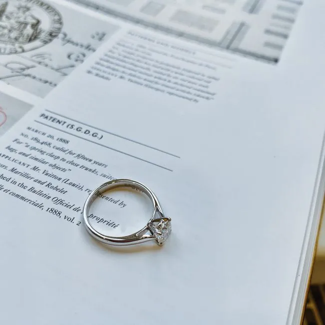 Klassischer Diamantring mit einem Diamanten in Roségold - Foto 4