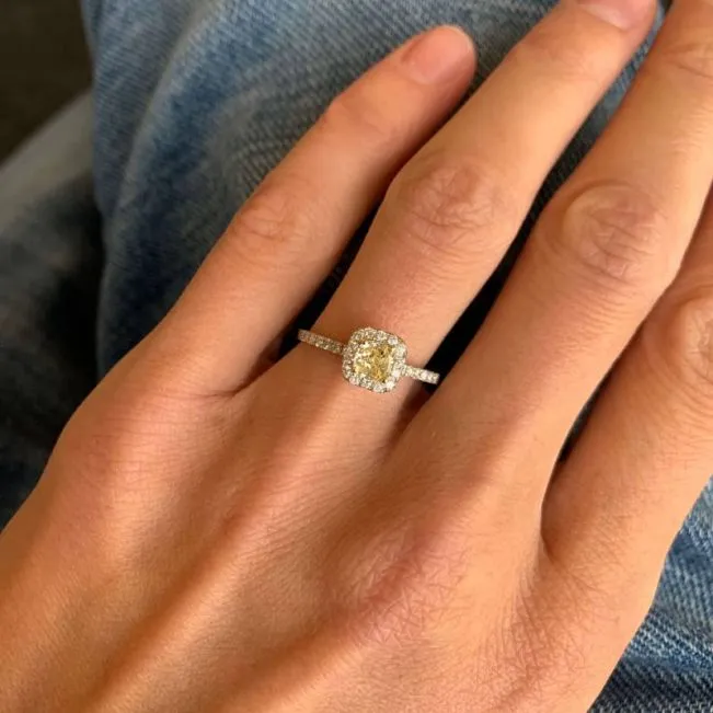 Kissenring mit 0,5 ct gelbem Diamant und Halo-Roségold - Foto 4