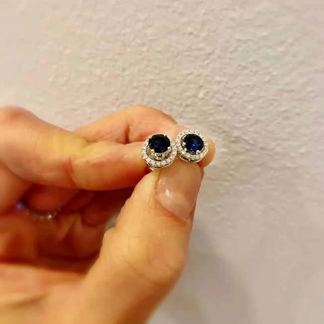 Saphir-Ohrstecker mit abnehmbarem Diamant-Halo - Foto 3
