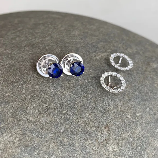 Saphir-Ohrstecker mit abnehmbarem Diamant-Halo - Foto 4