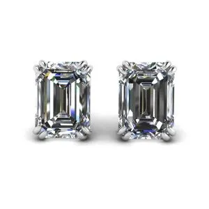 Ohrstecker mit Diamanten im Smaragdschliff