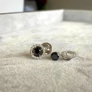 5 mm schwarze Diamant-Ohrstecker mit abnehmbaren Halo-Jacken aus Gelbgold - Foto 4